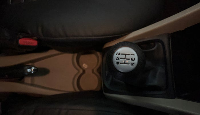 2014 Maruti Celerio VXI, Petrol, Manual, 77,017 km, Gear Lever