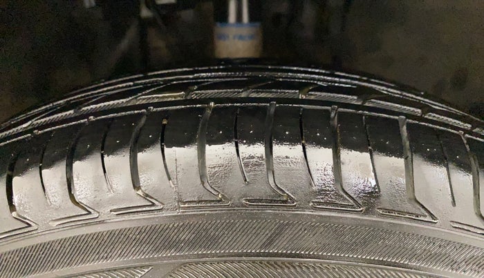 2021 Tata ALTROZ XE PETROL, CNG, Manual, 86,134 km, Right Front Tyre Tread