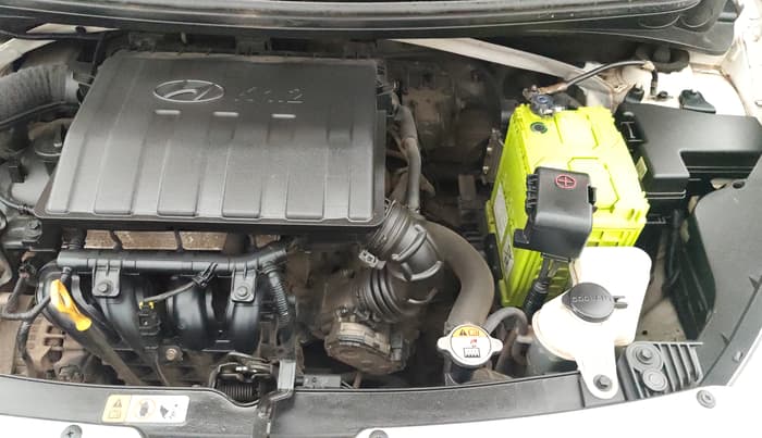 2015 Hyundai Grand i10 ASTA (O) 1.2 KAPPA VTVT, Petrol, Manual, 33,542 km, Engine View - Left