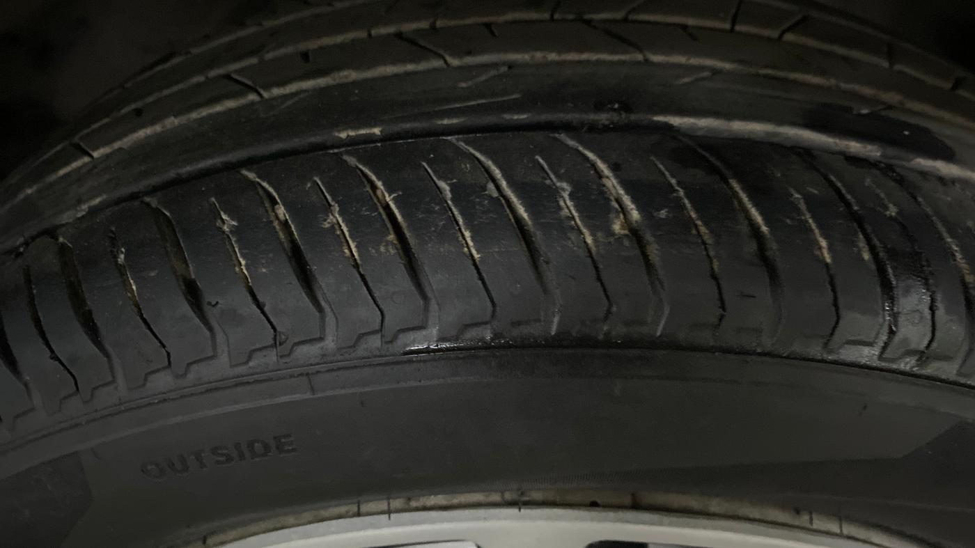 2024 Nissan MAGNITE XE, Petrol, Manual, 7,930 km, Right Front Tyre Tread