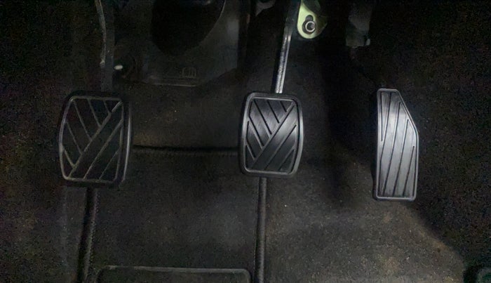 2020 Maruti New Wagon-R VXI 1.0, Petrol, Manual, 12,943 km, Pedals