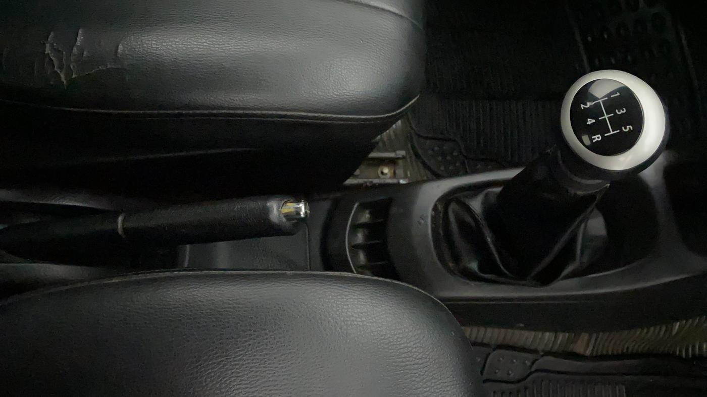 2014 Maruti Wagon R 1.0 VXI, Petrol, Manual, 53,113 km, Gear Lever