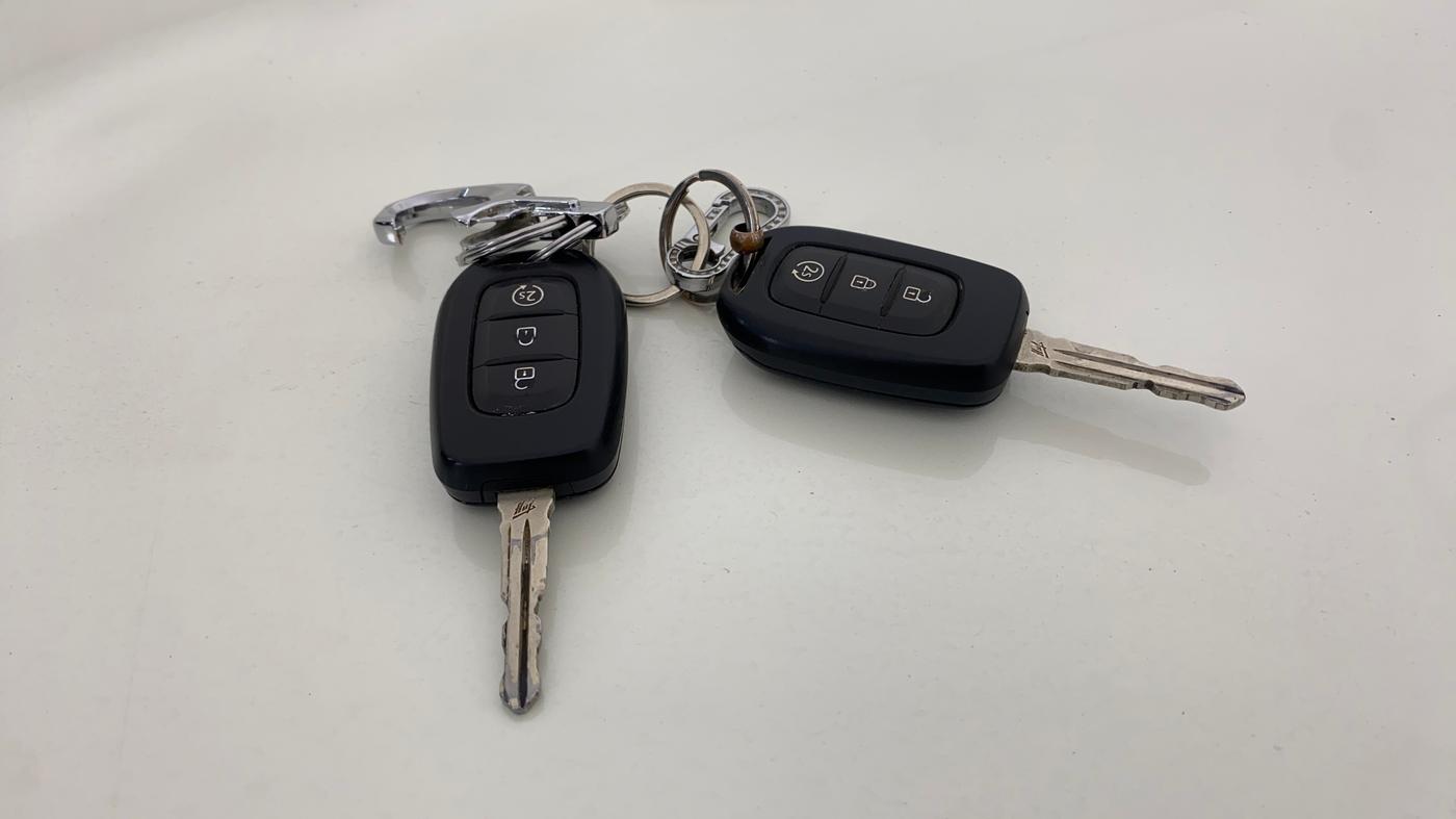 2021 Renault Duster RXZ 1.3 TURBO PETROL CVT, Petrol, Automatic, 57,728 km, Key Close Up
