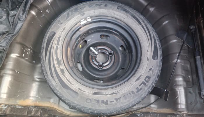 2018 Renault Kwid RXL, Petrol, Manual, 74,196 km, Spare Tyre