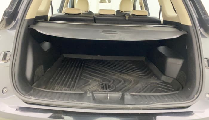 2021 MG HECTOR SHARP 1.5 PETROL CVT, Petrol, Automatic, 20,982 km, Boot Inside