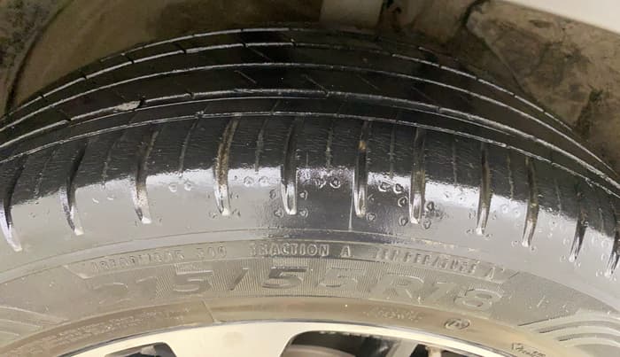 2021 MG HECTOR SHARP 1.5 PETROL CVT, Petrol, Automatic, 20,982 km, Right Front Tyre Tread