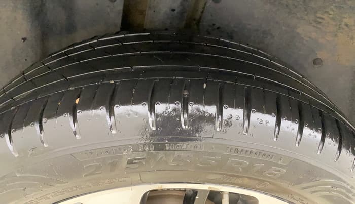 2021 MG HECTOR SHARP 1.5 PETROL CVT, Petrol, Automatic, 20,982 km, Right Rear Tyre Tread