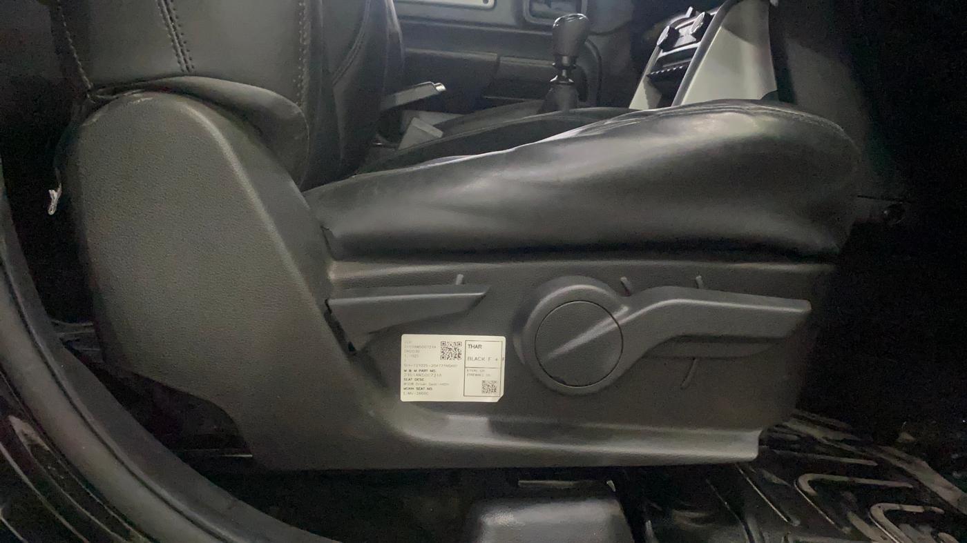 2024 Mahindra Thar LX D HT 2WD MT, Diesel, Manual, 25,504 km, Driver Side Adjustment Panel