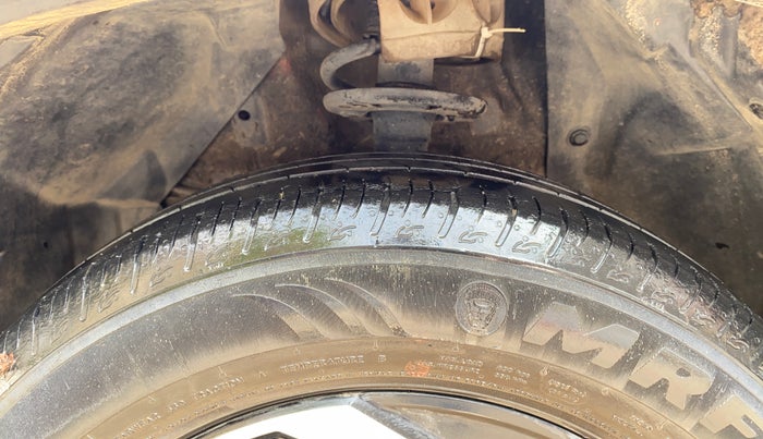 2022 Maruti BREZZA ZXI + SMART HYBRID DUAL TONE, Petrol, Manual, 28,115 km, Left Front Tyre Tread