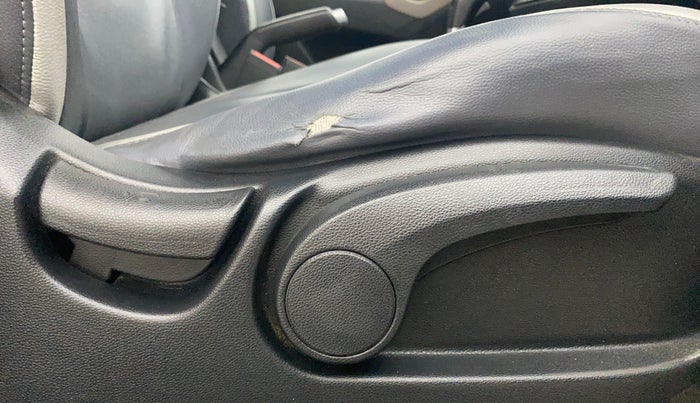 2018 Hyundai Creta SX AT 1.6 PETROL, Petrol, Automatic, 53,954 km, Driver Side Adjustment Panel