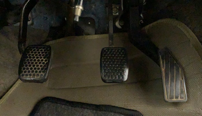 2018 Maruti Alto 800 LXI, Petrol, Manual, 48,492 km, Pedals