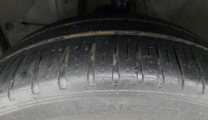 2017 Honda City 1.5L I-VTEC ZX CVT, Petrol, Automatic, 1,21,674 km, Left Front Tyre Tread