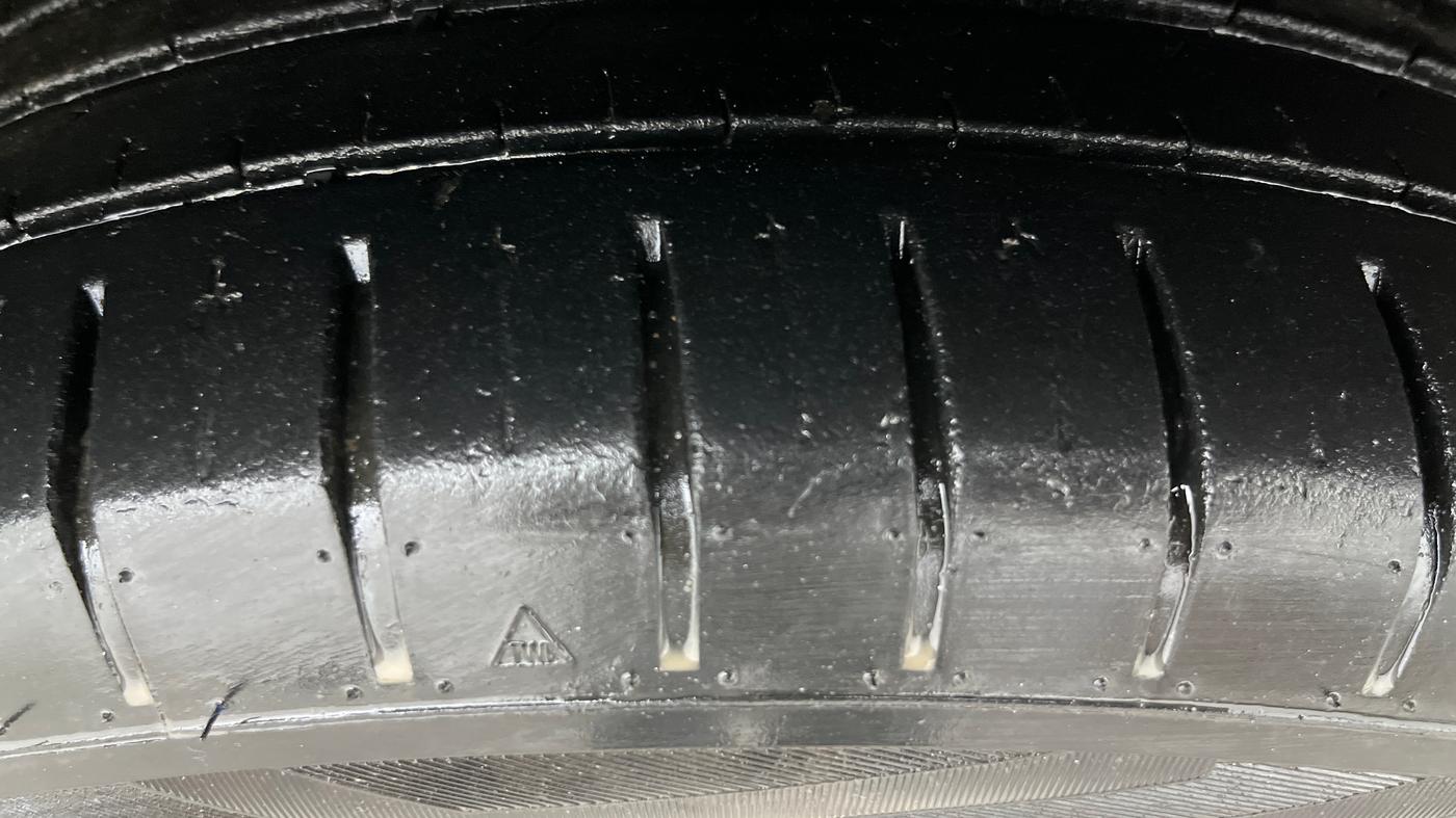 2017 Maruti Baleno ZETA PETROL 1.2, Petrol, Manual, 88,555 km, Right Front Tyre Tread