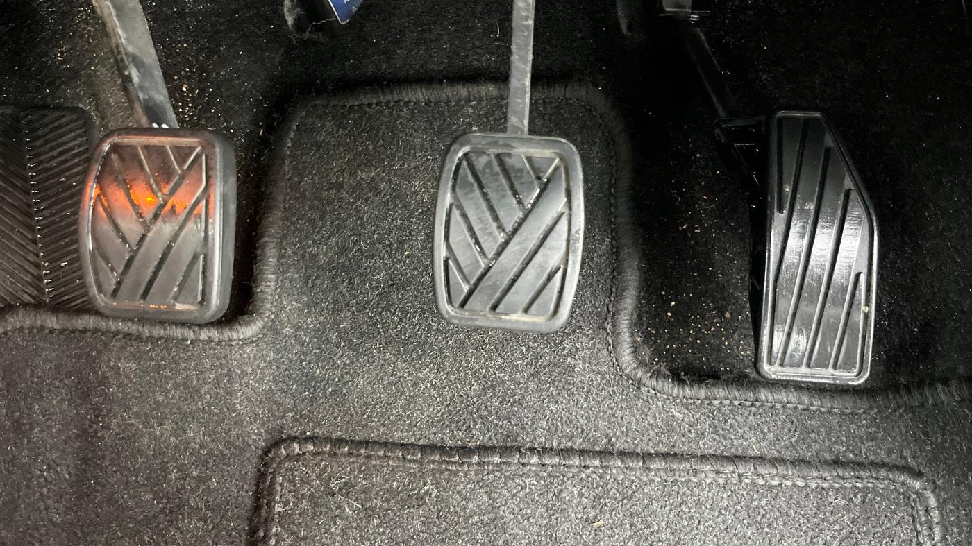 2017 Maruti Baleno ZETA PETROL 1.2, Petrol, Manual, 88,555 km, Pedals