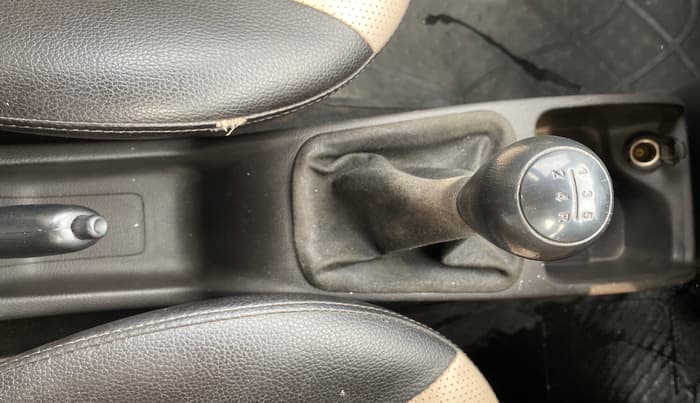 2014 Hyundai Eon ERA +, Petrol, Manual, 95,143 km, Gear Lever