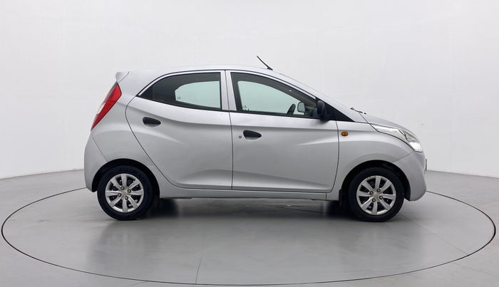 2011 Hyundai Eon MAGNA O, Petrol, Manual, 57,832 km, Right Side View