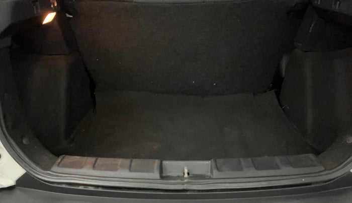 2021 Tata NEXON XMA SUNROOF DIESEL, Diesel, Automatic, 45,498 km, Boot Inside