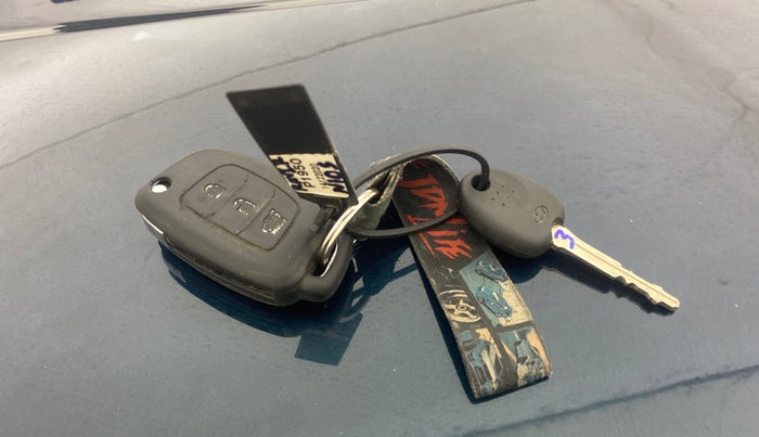 2021 Hyundai GRAND I10 NIOS SPORTZ 1.2 KAPPA VTVT, Petrol, Manual, 33,114 km, Key Close Up