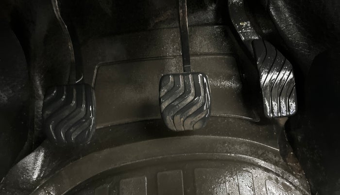 2023 Nissan MAGNITE XE, Petrol, Manual, 46,084 km, Pedals