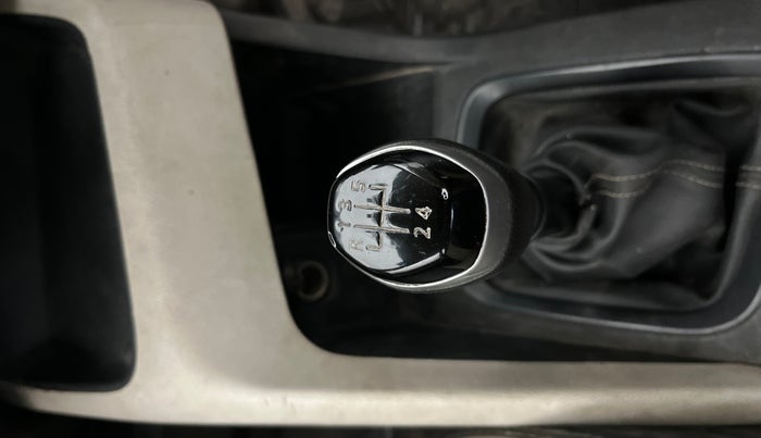 2023 Nissan MAGNITE XE, Petrol, Manual, 46,084 km, Gear Lever