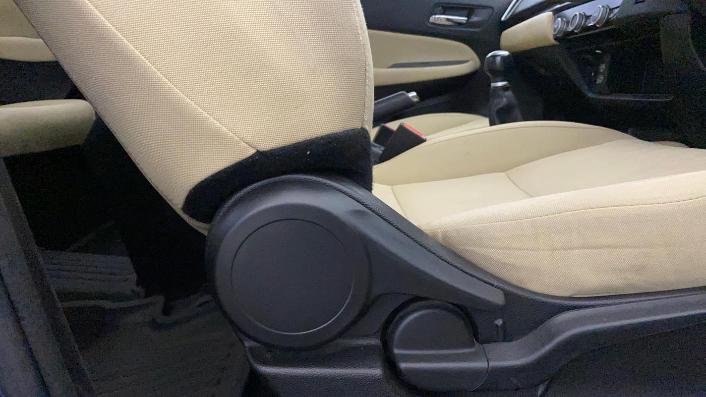 2023 Honda City 1.5L I-VTEC V, Petrol, Manual, 23,225 km, Driver Side Adjustment Panel