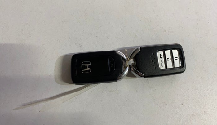 2023 Honda City 1.5L I-VTEC V, Petrol, Manual, 23,122 km, Key Close Up