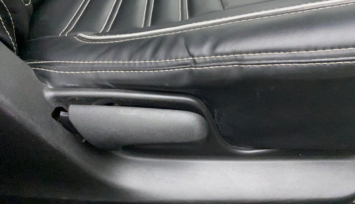 2014 Maruti Swift VXI, Petrol, Manual, 71,083 km, Driver Side Adjustment Panel