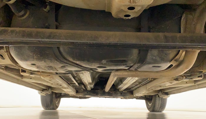 2015 Maruti Swift ZDI, Diesel, Manual, 1,12,871 km, Rear Underbody