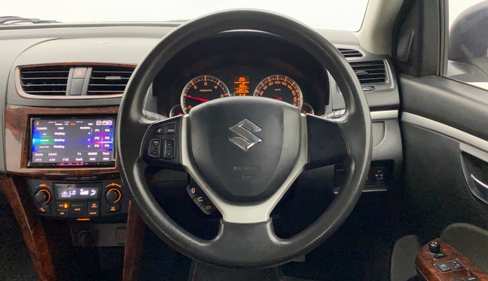 2015 Maruti Swift ZDI, Diesel, Manual, 1,12,871 km, Steering Wheel Close Up
