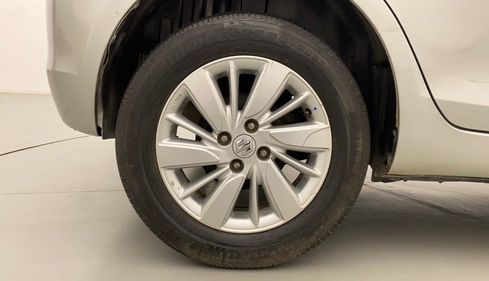 2015 Maruti Swift ZDI, Diesel, Manual, 1,12,871 km, Right Rear Wheel