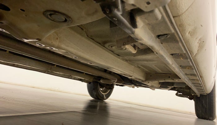 2015 Maruti Swift ZDI, Diesel, Manual, 1,12,871 km, Right Side Underbody