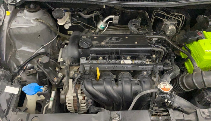 2014 Hyundai Verna FLUIDIC 1.6 VTVT SX OPT, Petrol, Manual, 69,713 km, Engine View - Right