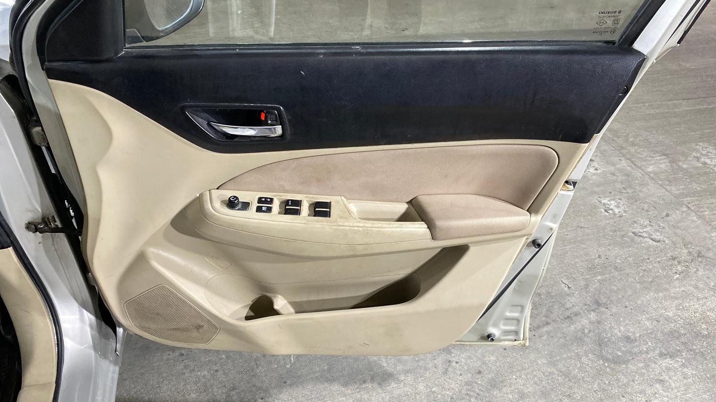 2019 Maruti Dzire VXI, Petrol, Manual, 84,400 km, Driver Side Door Panels Control