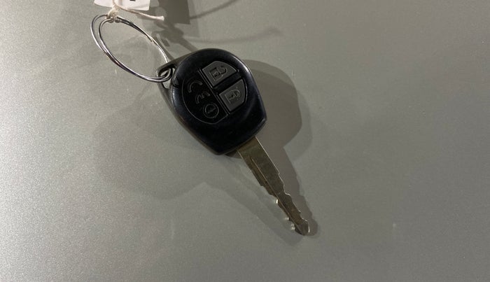 2019 Maruti Dzire VXI, Petrol, Manual, 84,440 km, Key Close Up