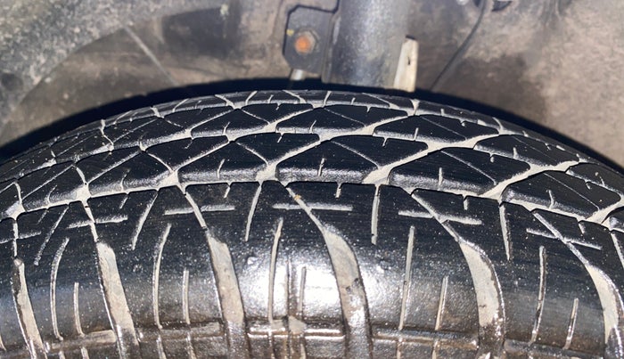 2019 Maruti Dzire VXI, Petrol, Manual, 84,440 km, Left Front Tyre Tread