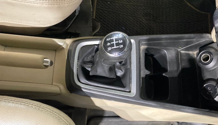 2019 Maruti Dzire VXI, Petrol, Manual, 84,440 km, Gear Lever