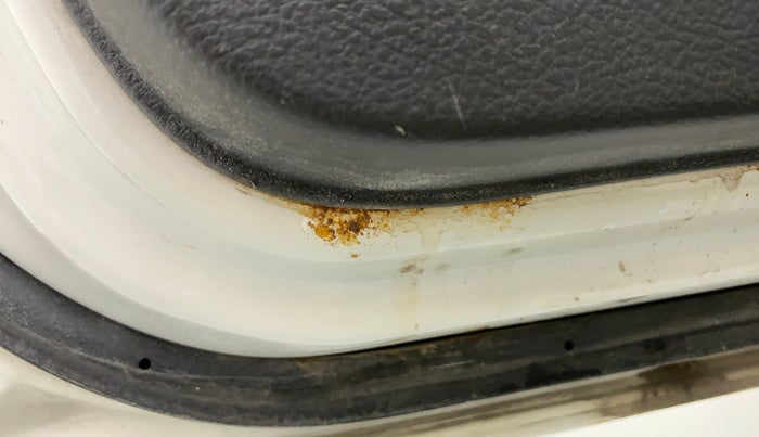 2019 Maruti Alto K10 VXI, Petrol, Manual, 8,973 km, Front passenger door - Slight discoloration