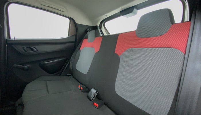 2018 Renault Kwid RXT, Petrol, Manual, 39,474 km, Right Side Rear Door Cabin