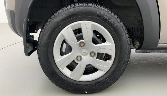 2018 Renault Kwid RXT, Petrol, Manual, 39,474 km, Right Rear Wheel