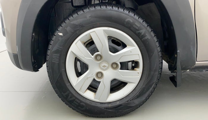 2018 Renault Kwid RXT, Petrol, Manual, 39,474 km, Left Front Wheel