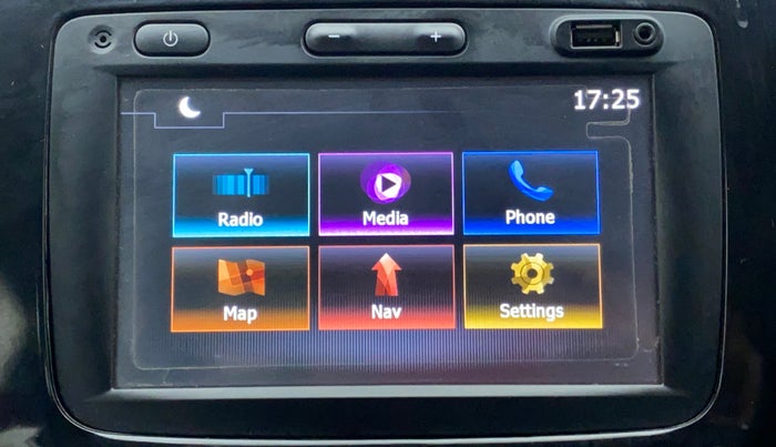 2018 Renault Kwid RXT, Petrol, Manual, 39,474 km, Infotainment System