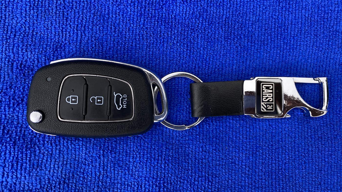 2021 Hyundai VENUE S MT 1.2 KAPPA, Petrol, Manual, 9,481 km, Key Close Up