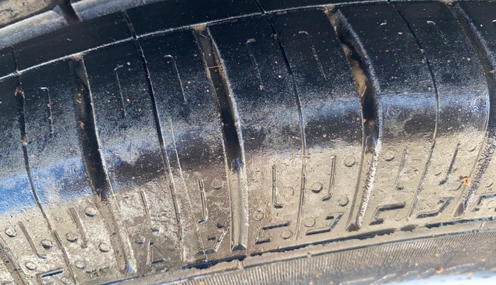 2022 Tata TIGOR XZ PLUS CNG, CNG, Manual, 59,874 km, Right Rear Tyre Tread