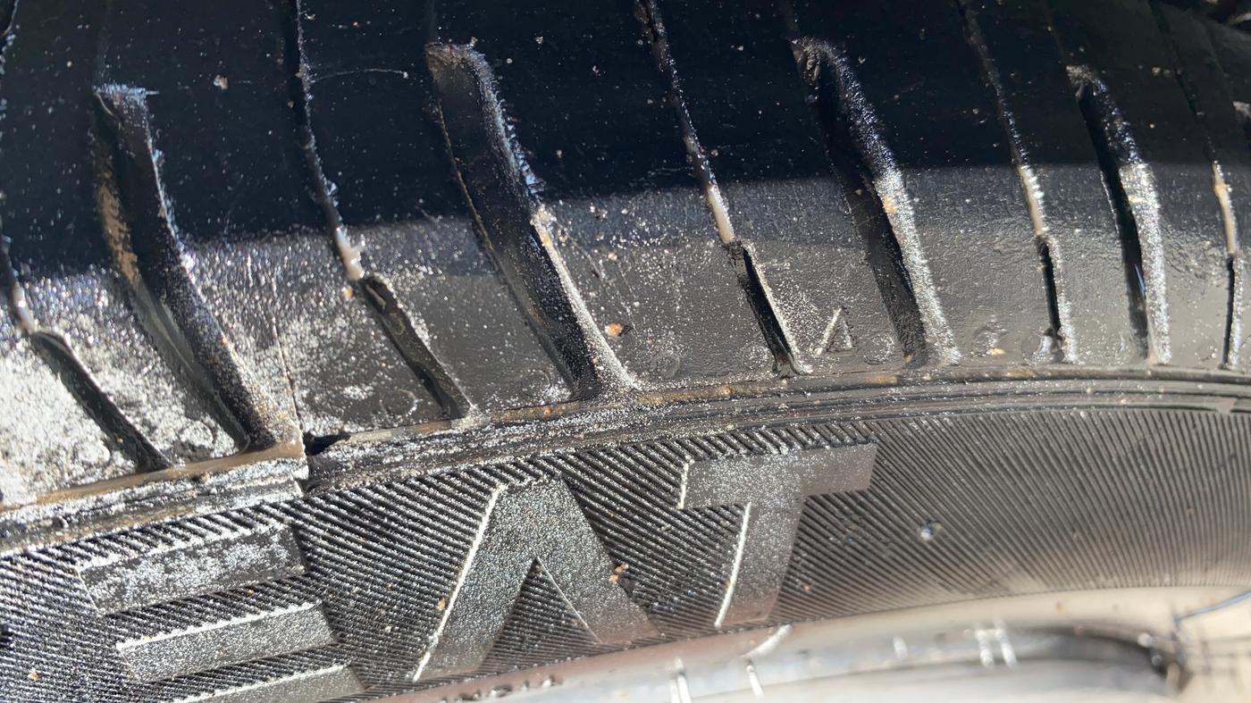 2022 Tata TIGOR XZ PLUS CNG, CNG, Manual, 59,874 km, Left Front Tyre Tread