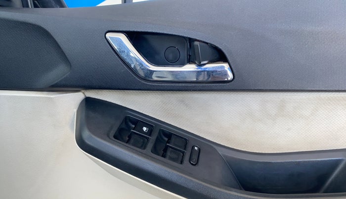 2022 Tata TIGOR XZ PLUS CNG, CNG, Manual, 59,874 km, Driver Side Door Panels Control