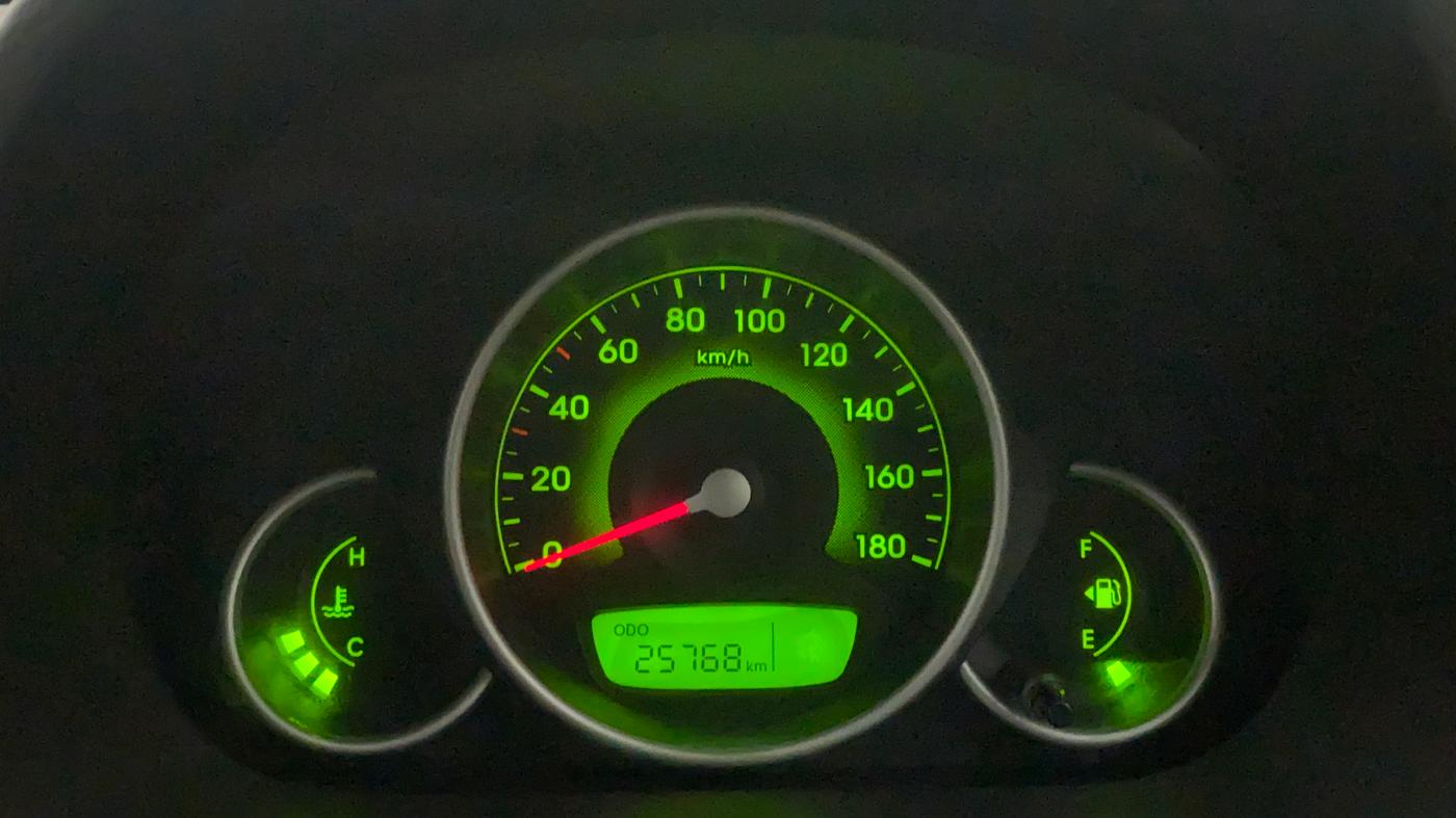 2016 Hyundai Eon SPORTZ, Petrol, Manual, 26,122 km, Odometer Image