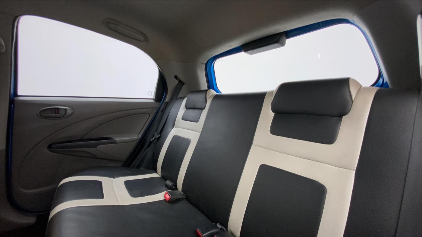 2011 Toyota Etios Liva G, Petrol, Manual, 27,389 km, Right Side Rear Door Cabin