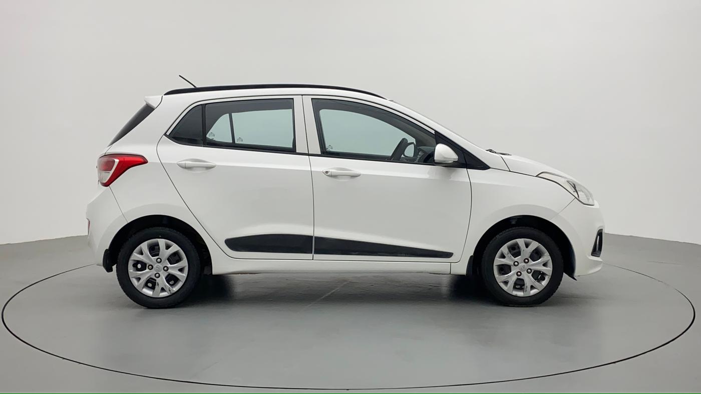 2015 Hyundai Grand i10 SPORTZ 1.2 KAPPA VTVT, Petrol, Manual, 39,779 km, Right Side