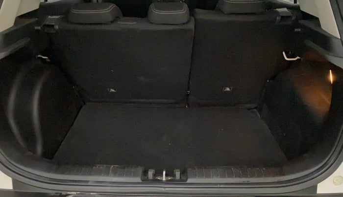 2023 Hyundai VENUE SX 1.2 PETROL, Petrol, Manual, 19,822 km, Boot Inside