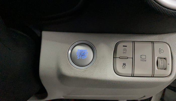 2023 Hyundai VENUE SX 1.2 PETROL, Petrol, Manual, 19,822 km, Keyless Start/ Stop Button